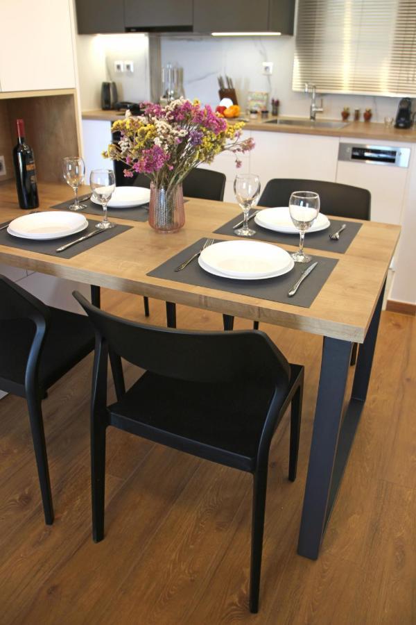 New Cozy Chic Apt-Ryfete Luxury Living กาลาธาส ภายนอก รูปภาพ