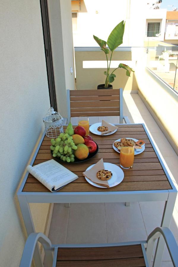 New Cozy Chic Apt-Ryfete Luxury Living กาลาธาส ภายนอก รูปภาพ