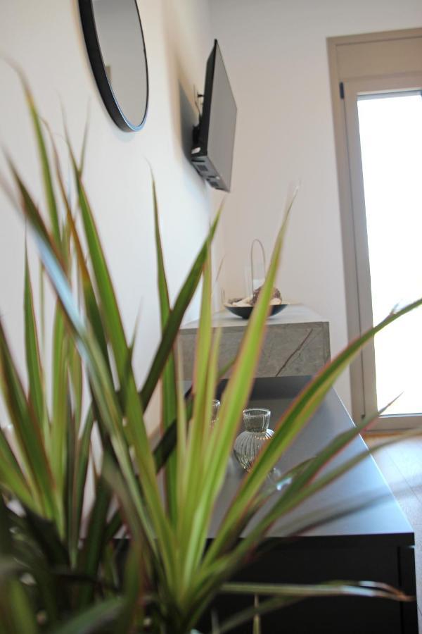 New Cozy Chic Apt-Ryfete Luxury Living กาลาธาส ภายนอก รูปภาพ